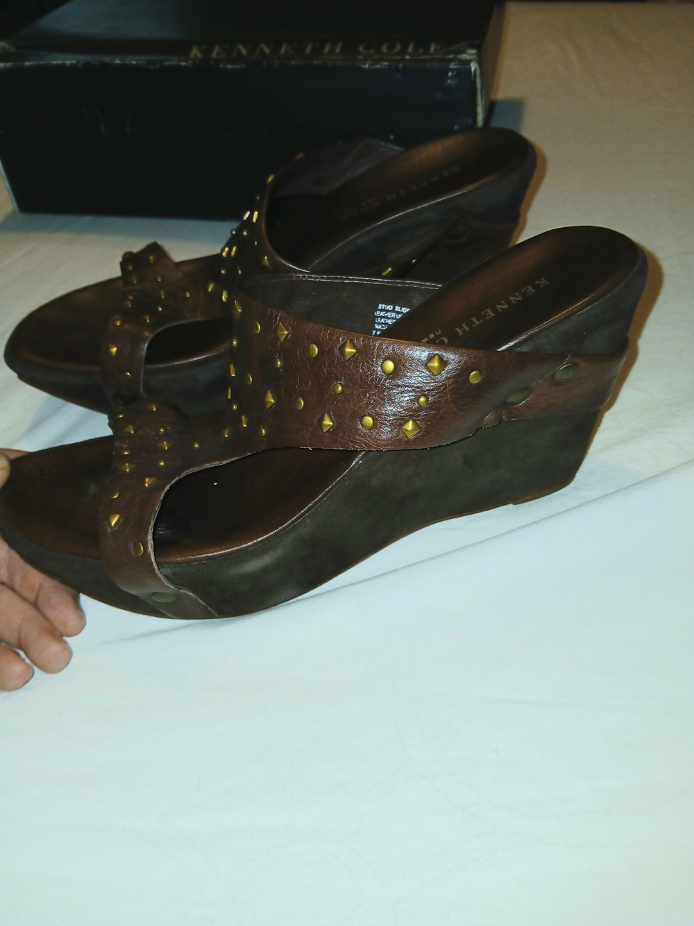 Kenneth Cole Womens Brown Leather Studded Slide Wedge Sandals Sz: 7.5